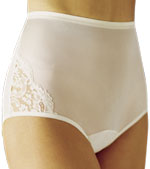 Vanity Fair Perfectly Yours Lace Nouveau Plus Size Brief